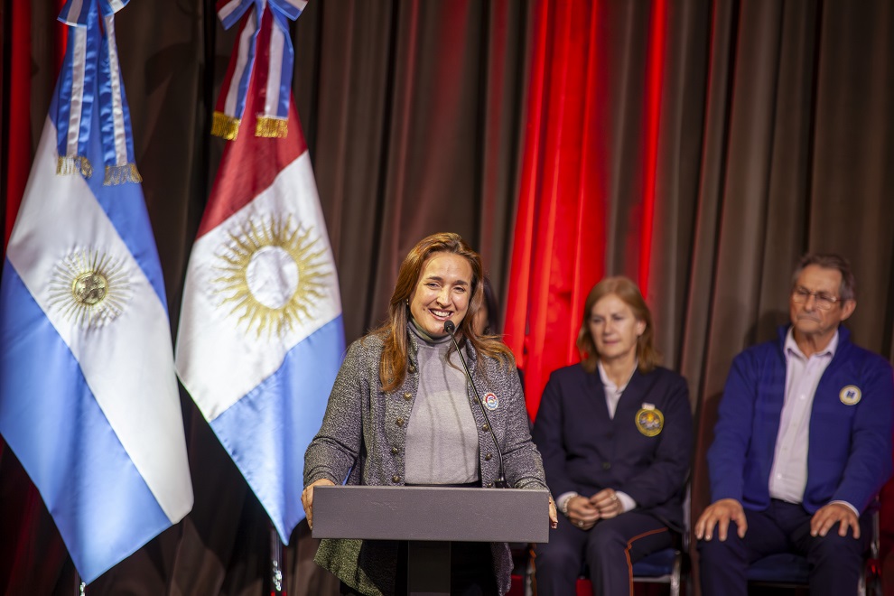 bomberos entrega de recursos 2